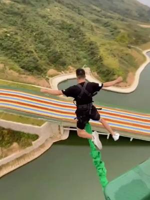 A post by @outdoorshoot01 on TikTok caption: #tiktoktravel #bungeejumping #fyp