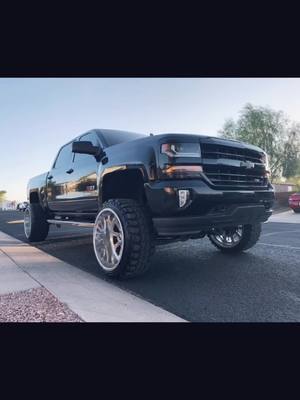 A post by @lexycruzfalcon on TikTok caption: #fyp #truck #chevy #z71 #fuelforged #oraclelights #procomp #belltechsuspension #tucson #az #takuachecuh #starroof #24x14 @ritchgang0420