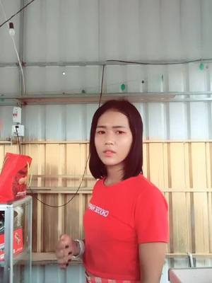 A post by @userzrwg1ust4 on TikTok caption: #អត់ចេះរាំទេ 🥀🤪