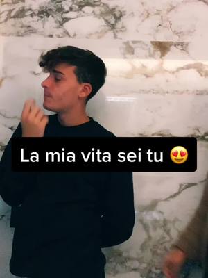 A post by @ffede_ccha on TikTok caption: Che fate stasera ?? #neiperte #foryou #couples #Love