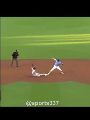 A post by @sports337 on TikTok caption: What do u think of Ray's defense. #TimeWarpScan #defense #foryou #baseball #MLB #sports #catch