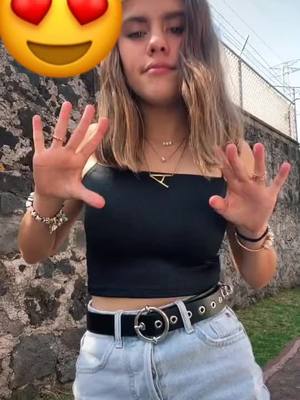 A post by @ana_tenea4 on TikTok caption: @ana_tenan @isabellatenan @sami.alfaro