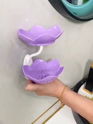 A post by @suc43147 on TikTok caption: Double soap dish#soap #fyp #LifeHack #easylife #lovelygoods