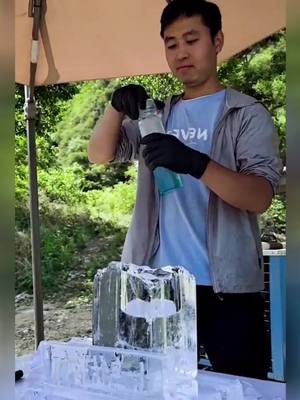 A post by @ljj521 on TikTok caption: #likers #fypps #foryou #icesculpture #drinker #drinkschallenge