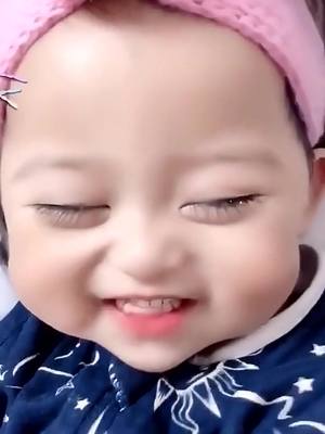 A post by @ryans_mummy on TikTok caption: This little girl is so cute, I really want to take her home. #ryans_mummy #cutebaby #kawaii #daughter #daughterlove #babygirl