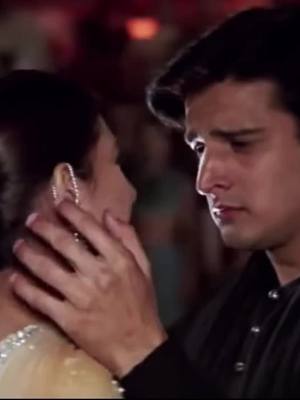 A post by @bollyluv on TikTok caption: ✨Mohabbatein✨ #foryou #fyp #fy #indian #bollywood #hindi #srk #shahrukh #mohabbatein #udaychopra #jugalhansraj #jimmyshergill #shamitashetty #aish