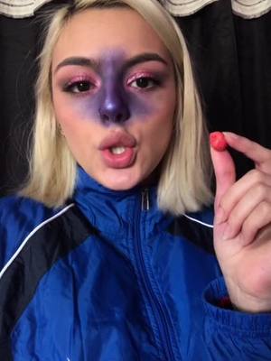 A post by @fano.a on TikTok caption: #charlieandthechocolatefactory #violet #costume #halloween #makeup #fyp #foryou #foryoupage #parati