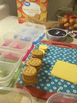 A post by @mrs.kpruitt on TikTok caption: School Lunch Prep! #schoollunch #5thgrade #3rdgrade #lunchideas #yummy #foryou #mealprep #lunchbox #lunchprep #lunchables