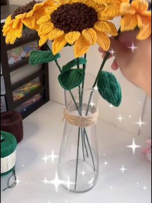 A post by @crochetmeya on TikTok caption: Yesterday once more, I would give you the best....#crochetsunflower #handmade  #crochet#DIY