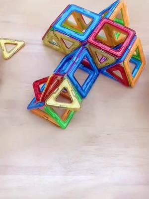 A post by @puzzlegame1 on TikTok caption: Fly in the sky. #fly #building #buildingblocks #magnet #fyp