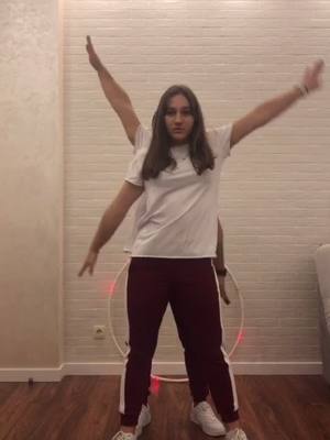 A post by @malecircusartist on TikTok caption: #танцюйякзірка  #rozetkadance  #dance #hulahoop #recomendation  Юлия и Хусаин Гулямовы @rozetkaua