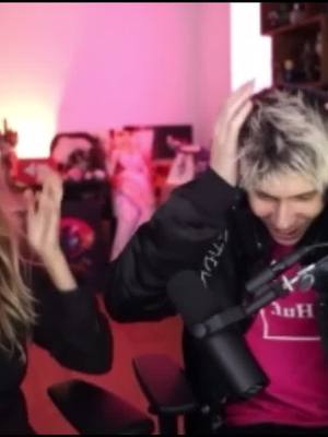 A post by @karmaland0 on TikTok caption: Noni🔥🌝✨xdd me encantan los momentos rubina #rubina #rubius #elrubiusomg #irinaisasia #fyp #parati #foryou @rubius