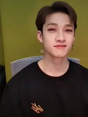 A post by @straykissbbs on TikTok caption: STAY AL FIN LO CONSIGUIO CHAN LATINO #straykids #skz #chan #stay #bangchan #chansroom #straykidsstay #kpop