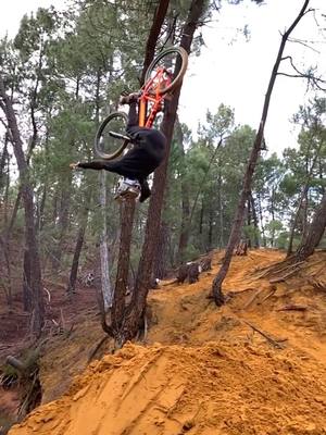 A post by @mtb.tredz on TikTok caption: Can you backflip ? #mtb #fyp #bikelover #iamforeverflawless #mountainbike