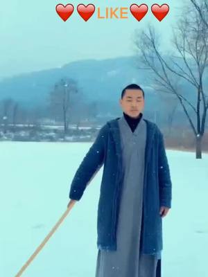 A post by @rickyzhou686 on TikTok caption: PRACTICE IN SNOW#practice