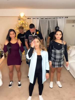 A post by @suriel_brothers on TikTok caption: @anabelsuriel18 @shashoxo_ esté no se podía quedar 🔥