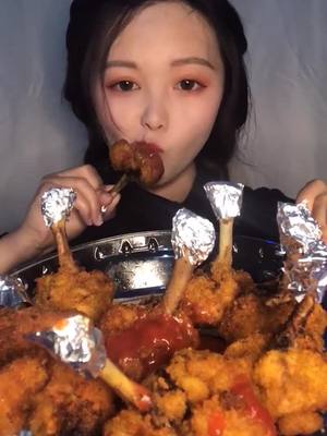 A post by @lydietiu on TikTok caption: Are you hungry?#yumy #eat #foryoupage #fyp #tiktok #omg #hungry #chicken