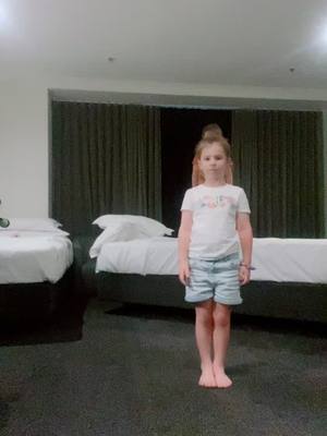 A post by @davidwarner31 on TikTok caption: How do you know when your injury is on the mend, you do a Tiktok 😂😂 #fyp #Love #foryou #dance #trending #daughters