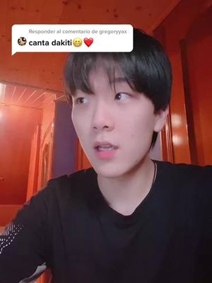 A post by @ling1098 on TikTok caption: Responder a @gregoryyax bebel mucho agua polofavol #chinese #comedia #humor #kpoper #fyp