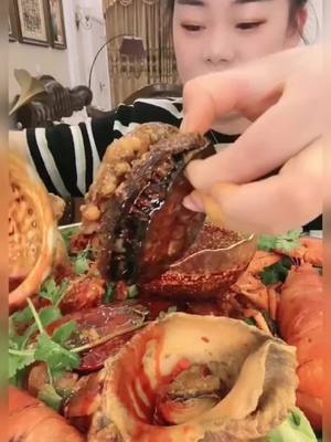 A post by @foodgirl089 on TikTok caption: #fyp #foryou #food #foodasmr #satisfying #mukbang #eating #eatingshowasmr #eatingshow #fasteating #asmr#asmrsounds #seafood #tiktok