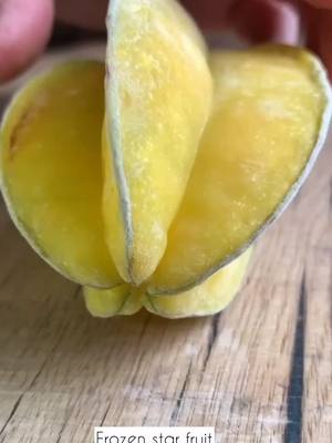 A post by @fruit_lover100 on TikTok caption: #starfruit 👌