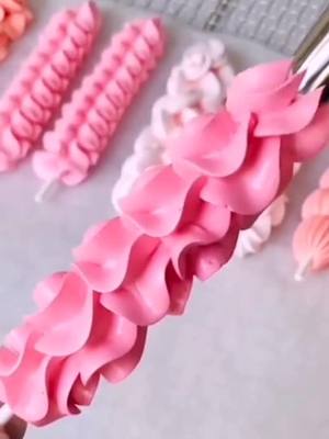 A post by @lisabakery on TikTok caption: #tiktokfood #meringue #fyp #baking #satisfying #homecooked #pink