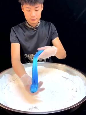 A post by @sugararter on TikTok caption: #slime #sugar