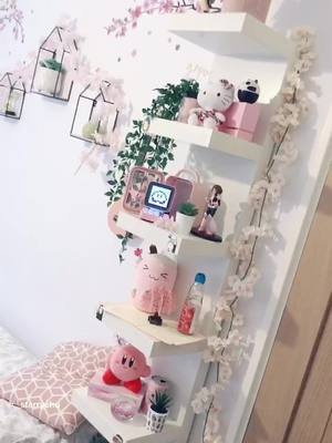 A post by @_starrychu on TikTok caption: what theme should i do next?🌸✨also if u wanna join my discord server it’s in my bio <33 #kawaii #pink #setup #cute #fyp #roommakeover #anime #weeb