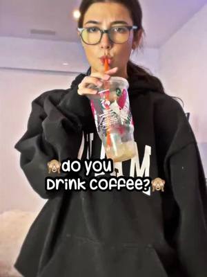 A post by @.cozyychrlz on TikTok caption: Me:ofc #fyp #charli #fancopylink #follow #funny