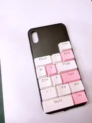 A post by @phonecasediyy_ on TikTok caption: Keyboard phone case🤣 #phonecase #diyphonecase #iphonecase #iphonecaseshopping #diyphonecover