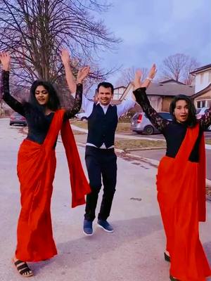 A post by @karthic_maruthi_das on TikTok caption: Chammak chalo 💃🕺💃 @bettinageorge22 @niranjana.amja #canadianmallus #chammakchallo #toronto #tiktok #dance #friends #hindisong #srk #canada🇨🇦