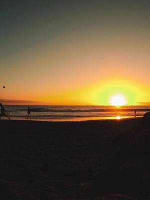 A post by @islandlifeblondie on TikTok caption: Beach day #espanatiktok #canaryislandstiktok #canarias🇮🇨 #parati #islandlife #canariascheck #latituddevida #graninisimoChallenge #challange #sunset