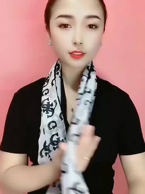 A post by @congscarf on TikTok caption: #SilkscarfTie #SilkScarf #ScarfTie #scarf