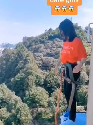 A post by @xuex22 on TikTok caption: 👍👍👍#scream #fyp #bungeejumping