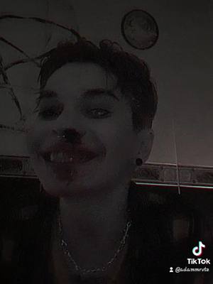 A post by @adammrvtz on TikTok caption: ⚠️FAKE BLOOD⚠️думаю, тут не нужен даже плов:)#рекомендации #рек