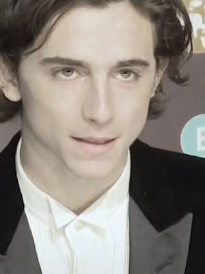 A post by @livealifeyou on TikTok caption: #hot #timotheechalamet #timothee #chalamet #fyp #fyy #perte #neiperte #foryou #parati #pourtoi #4u #4up #4upage