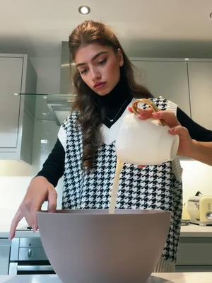 A post by @imelenarivers on TikTok caption: Bringing a little bit of Georgia to London #FoodTok #cooking