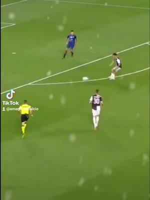 A post by @amanti.delcalcio on TikTok caption: #perte #viral