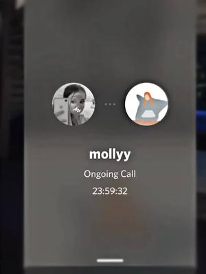 A post by @.fabphoebe on TikTok caption: 24 hour facetime with - @.mollyscloset 🐆 | #24hourfacetime #fyp #trending #phoebescloset #vibenyc #roblox #foryou