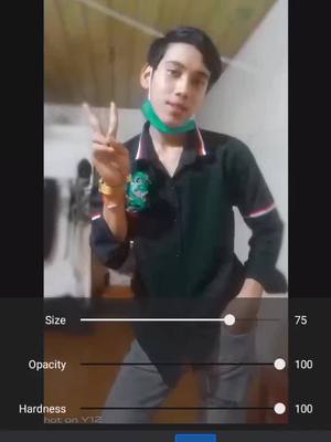 A post by @user5254971490106 on TikTok caption: 🤟🤟🤟🤘🤘🤘🥰🥰🥰♥️♥️♥️♥️#កូនអ្នក_____ព្រៃវែង😍