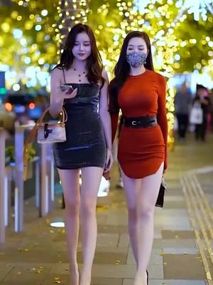 A post by @a1yiwen on TikTok caption: Do you like my bestie? Like 100,0000 yuan. I'll send you the contact information.#Girls #tiktok