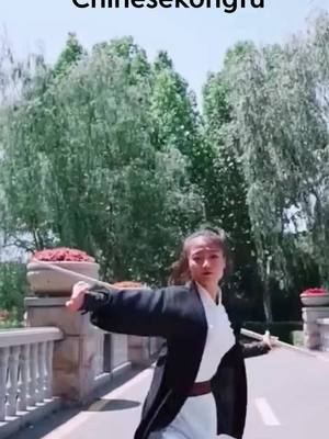 A post by @kongfukongfuhhh on TikTok caption: Chinese Kongfu .Doyou want learn this?#chinese #kongfu #chinesekongfu