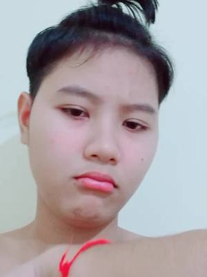 A post by @heada999 on TikTok caption: គេនៅតូចហាស🙄🍼#heada