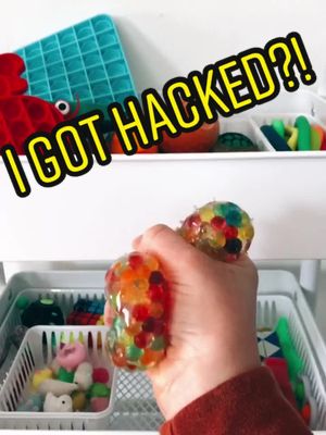 A post by @fidgxts101 on TikTok caption: Lol don’t tell him 😂 @daily_fidgxts #fidgettrading #fidgets #fidgettok #fidgethaul