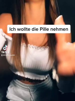 A post by @vivien_186 on TikTok caption: ...🥲 insta : Russkaja.333 folge allen noch bis morgen zurück￼ 💕😜 #365DaysQuarantine ￼#goviral #foryou #viral #fyp #fy