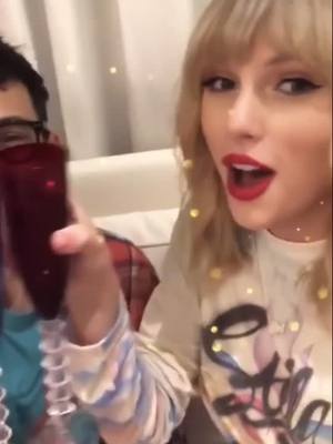 A post by @swiftinexile on TikTok caption: I love them #taylorswift #taylorswiftvids #lover #folklore #loverera #tswizzle #reputation