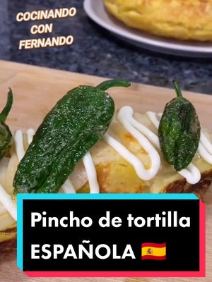 A post by @cocinandoconfernando on TikTok caption: Pincho de tortilla ESPAÑOLA. La auténtica tortilla de patatas SI O Si tiene Cebolla🧅🥚🥔#cocinandoconfernando #tortilladepatata #viral #fyp #cebolla