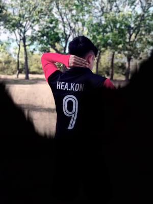 A post by @user0979034846 on TikTok caption: ប៉ះញុំឲ🌚សូន្យអាអូន⚽️😂🤟 #វិទ្យាល័យហ៊ុនសែនអង្គមេត្រី ⚽️🤟សាលាដែលធ្លាប់រៀន🥺🥰🤟