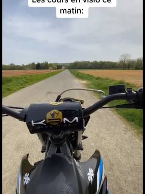 A post by @euro3_sud on TikTok caption: Youpi les vacances☀️  #vacances #visio #moto #onsenfou