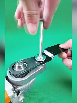 A post by @aurotools on TikTok caption: #cut #tools #useful #fyp #foryoupage #foryou